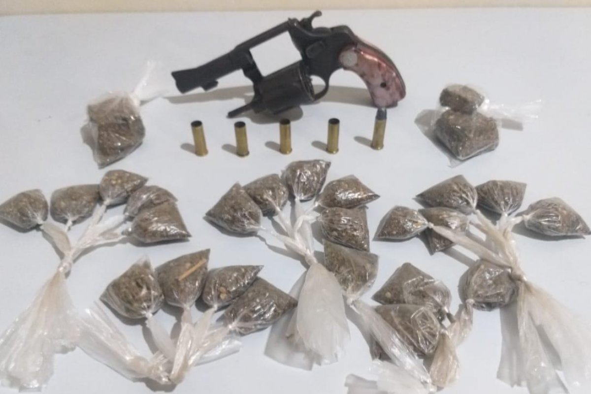Suspeito de praticar homicídios é morto em confronto com a polícia, no sudoeste da Bahia