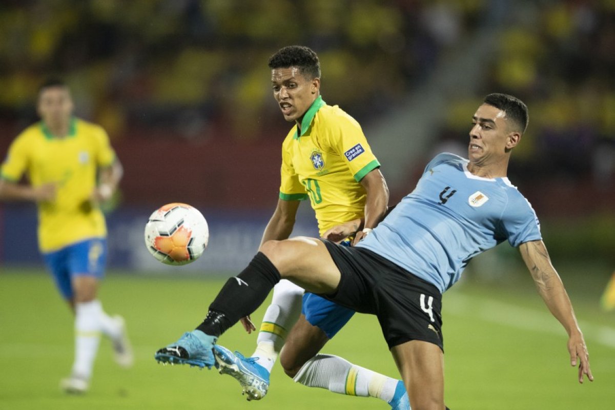 Seleção masculina olímpica de futebol será sub-24 nas Olimpíadas de Tóquio