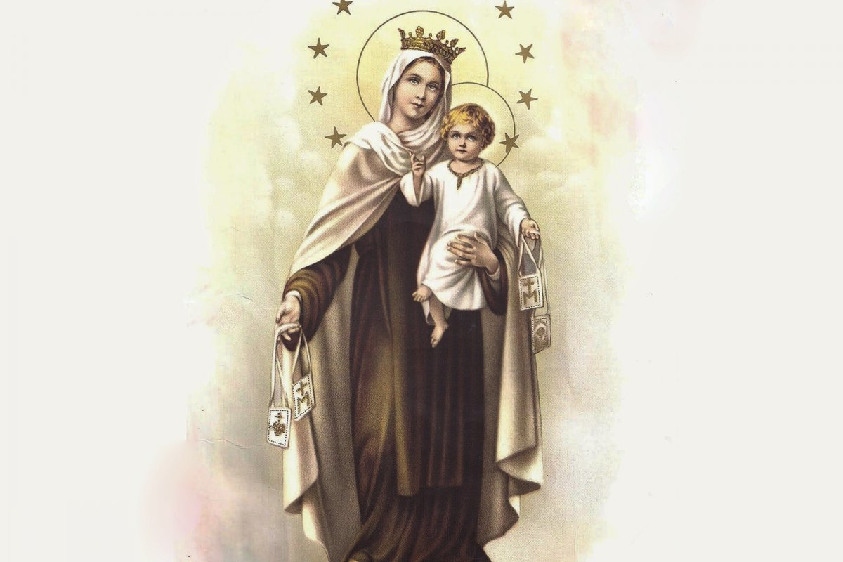 Em Salvador, fiéis se reúnem para festejar dia da Nossa Senhora do Carmo