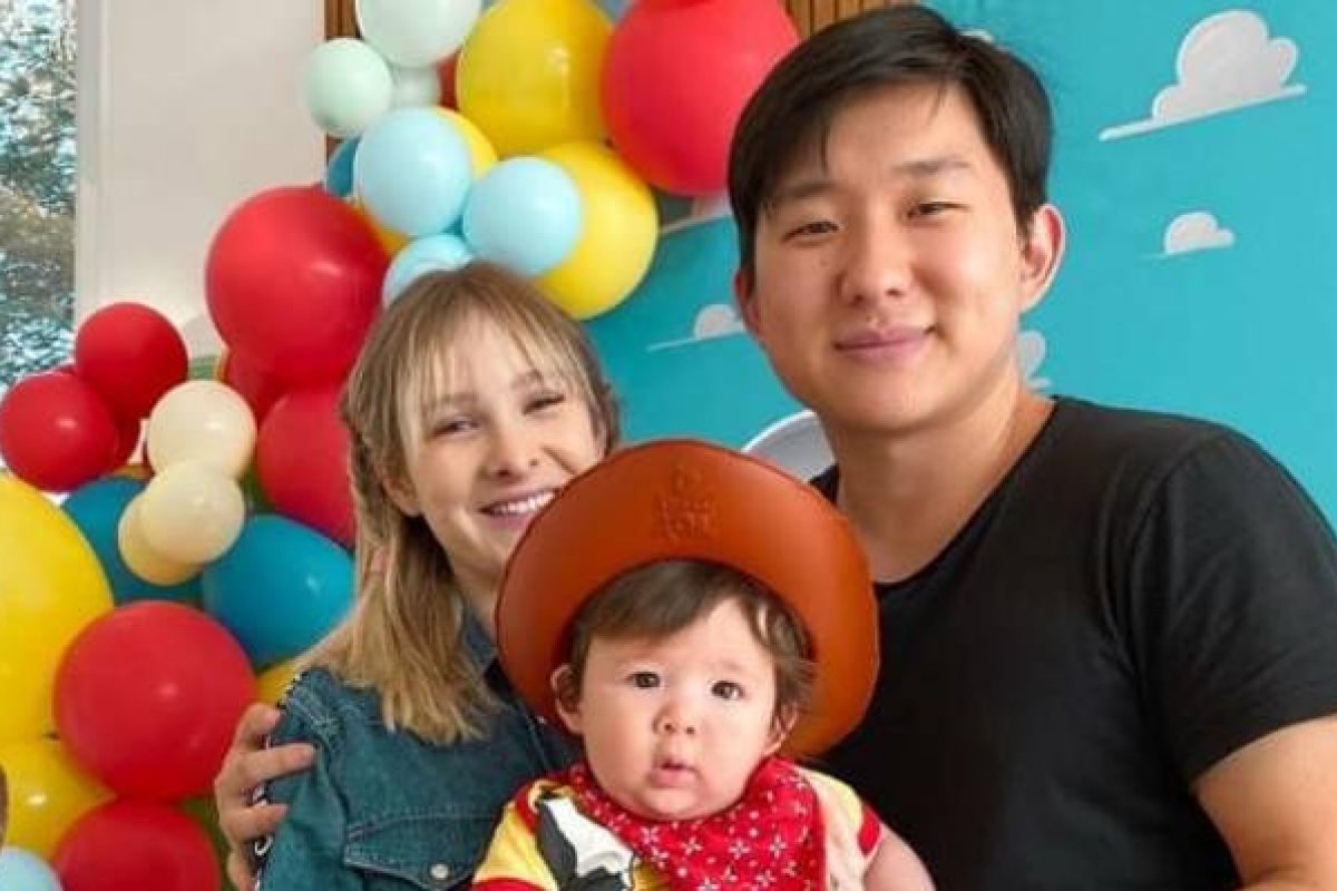 Sammy e Pyong comemoram 5 meses do filho