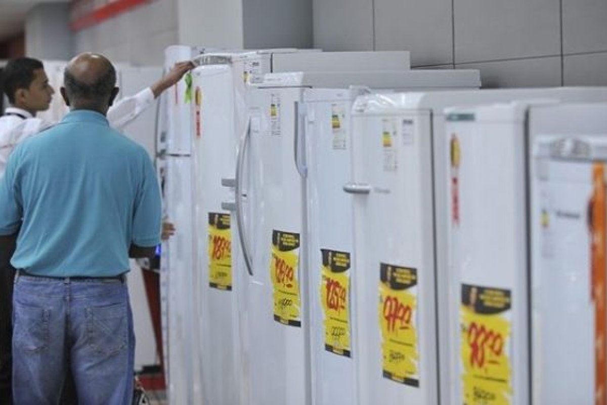 Atividade comercial registra alta de 16,5% em junho