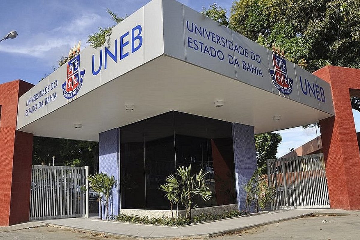 Conselho de Medicina aciona Justiça contra revalidação de diplomas pelas Universidades estaduais