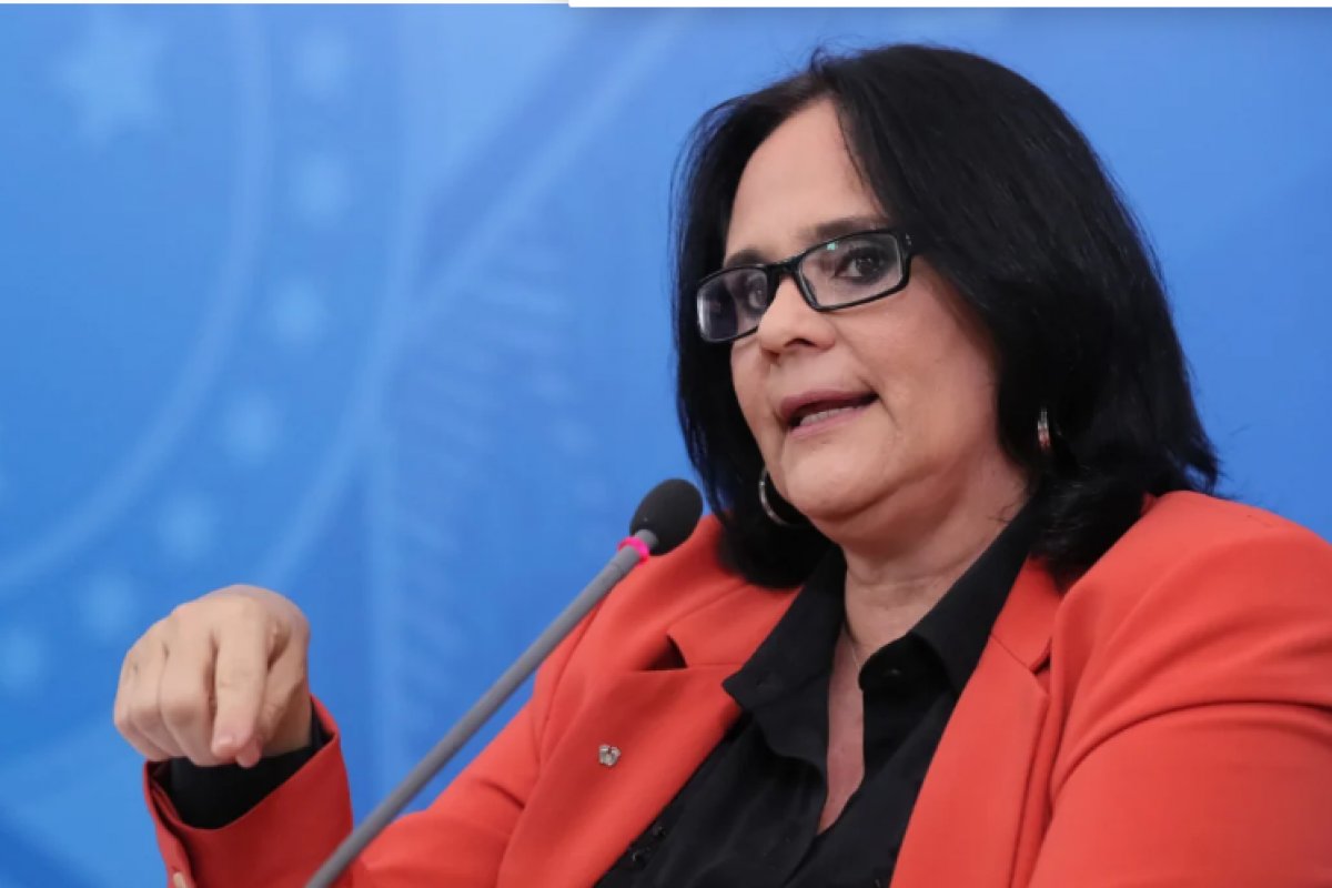 STF envia notícia-crime à PGR contra fala de Damares Alves