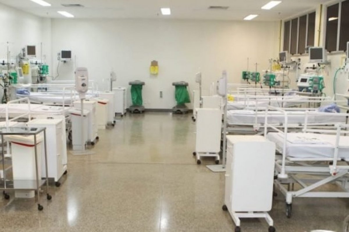 Secretário de Saúde tem expectativa de que taxa de ocupação de leitos fique abaixo de 75% neste sábado