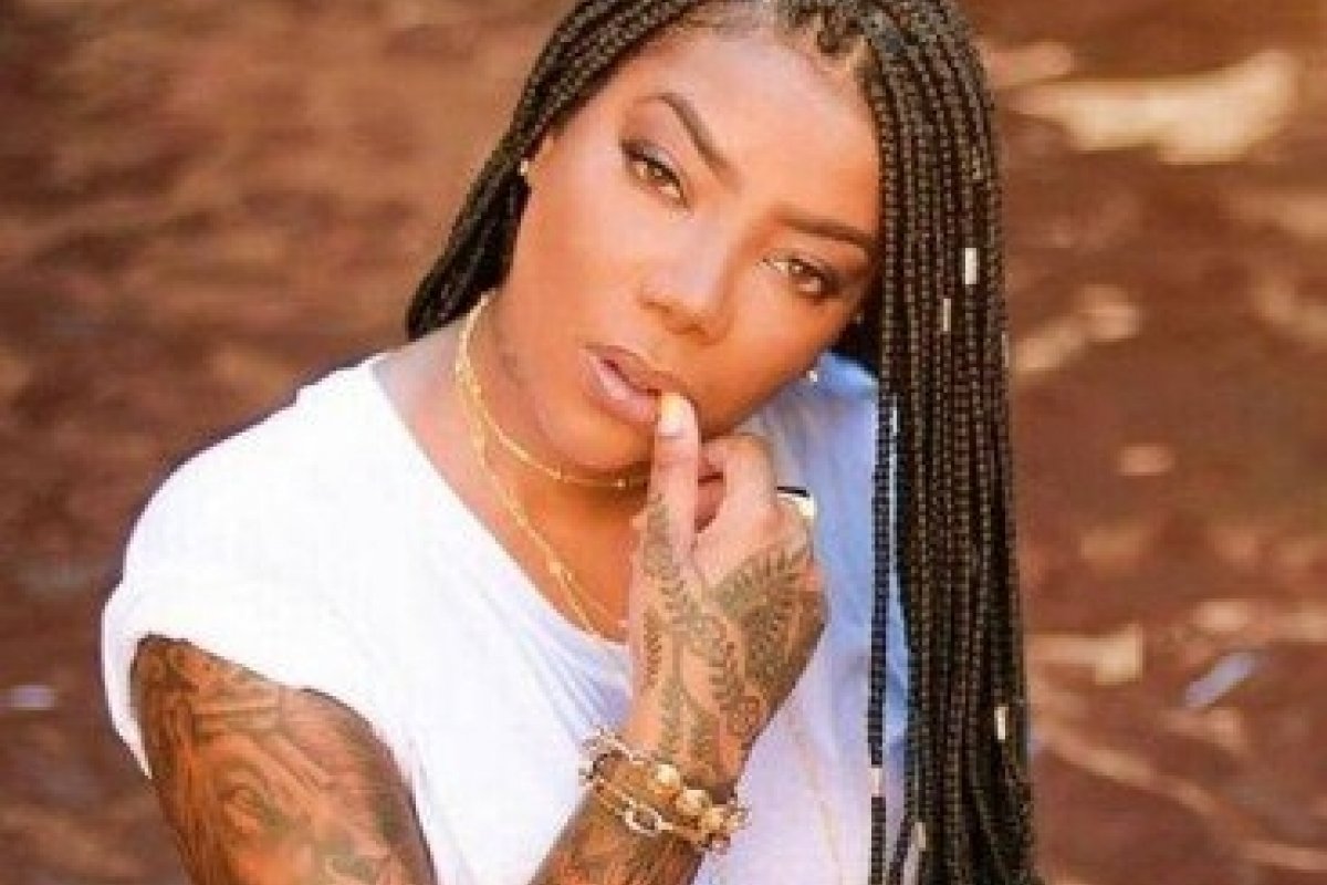 Ludmilla denuncia golpe após doação para internauta que faz campanha por mãe doente