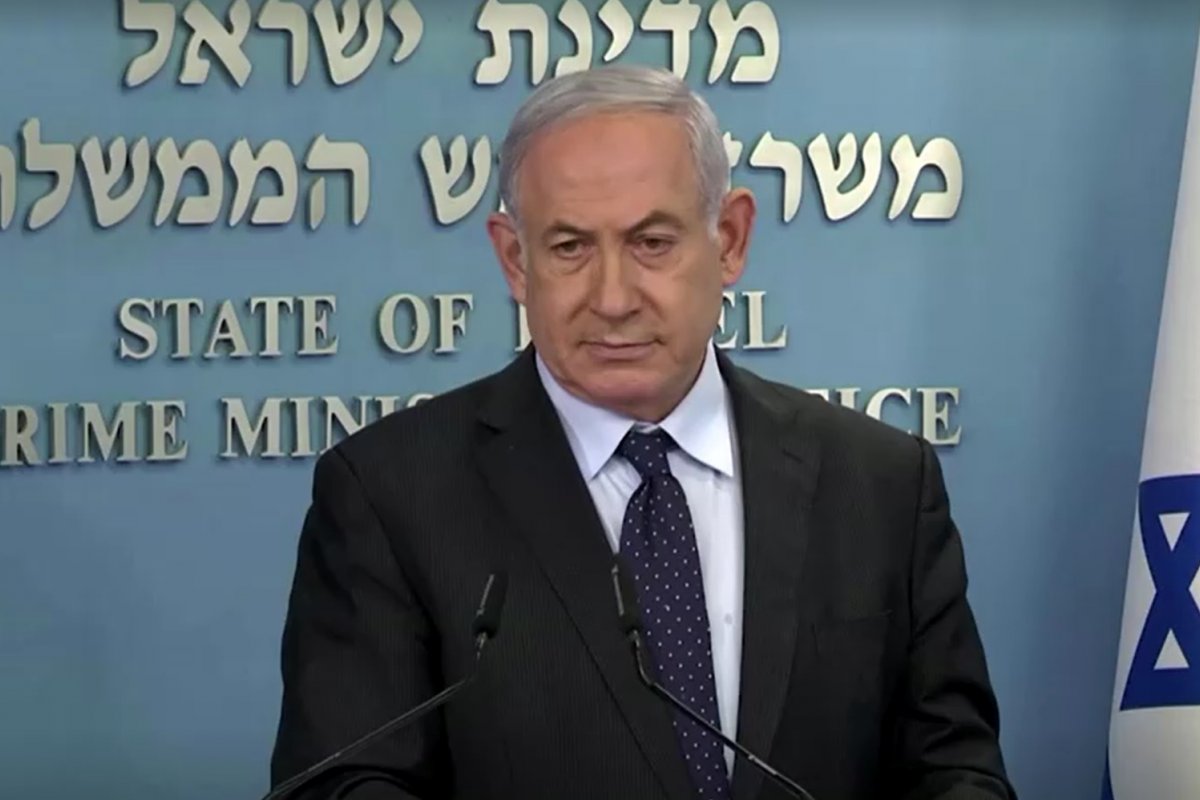 Processo que investiga Netanyahu por corrupção é retomado em meio a protestos