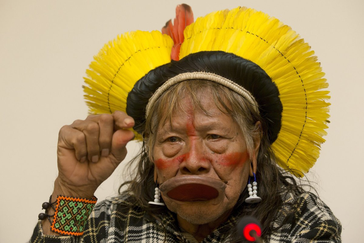 Após internação, cacique Raoni deve iniciar tratamento nesta segunda-feira (20)