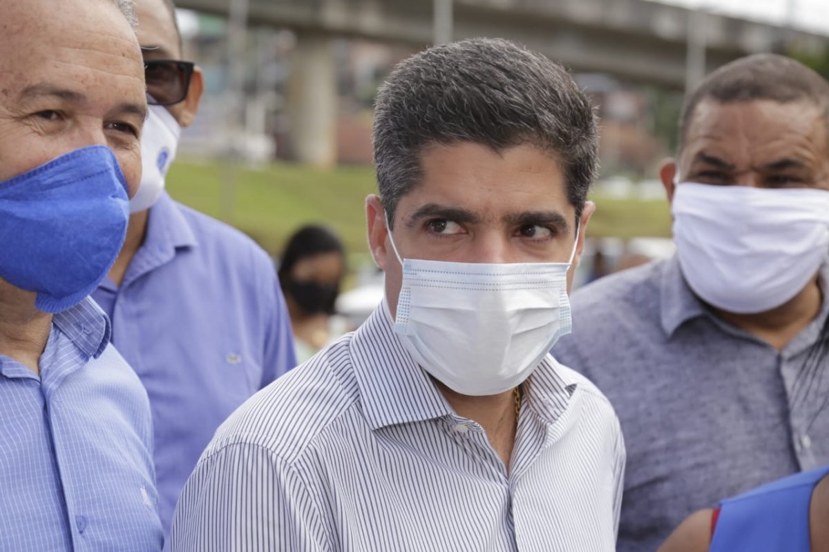 Secretários de ACM Neto testam positivo para a Covid-19