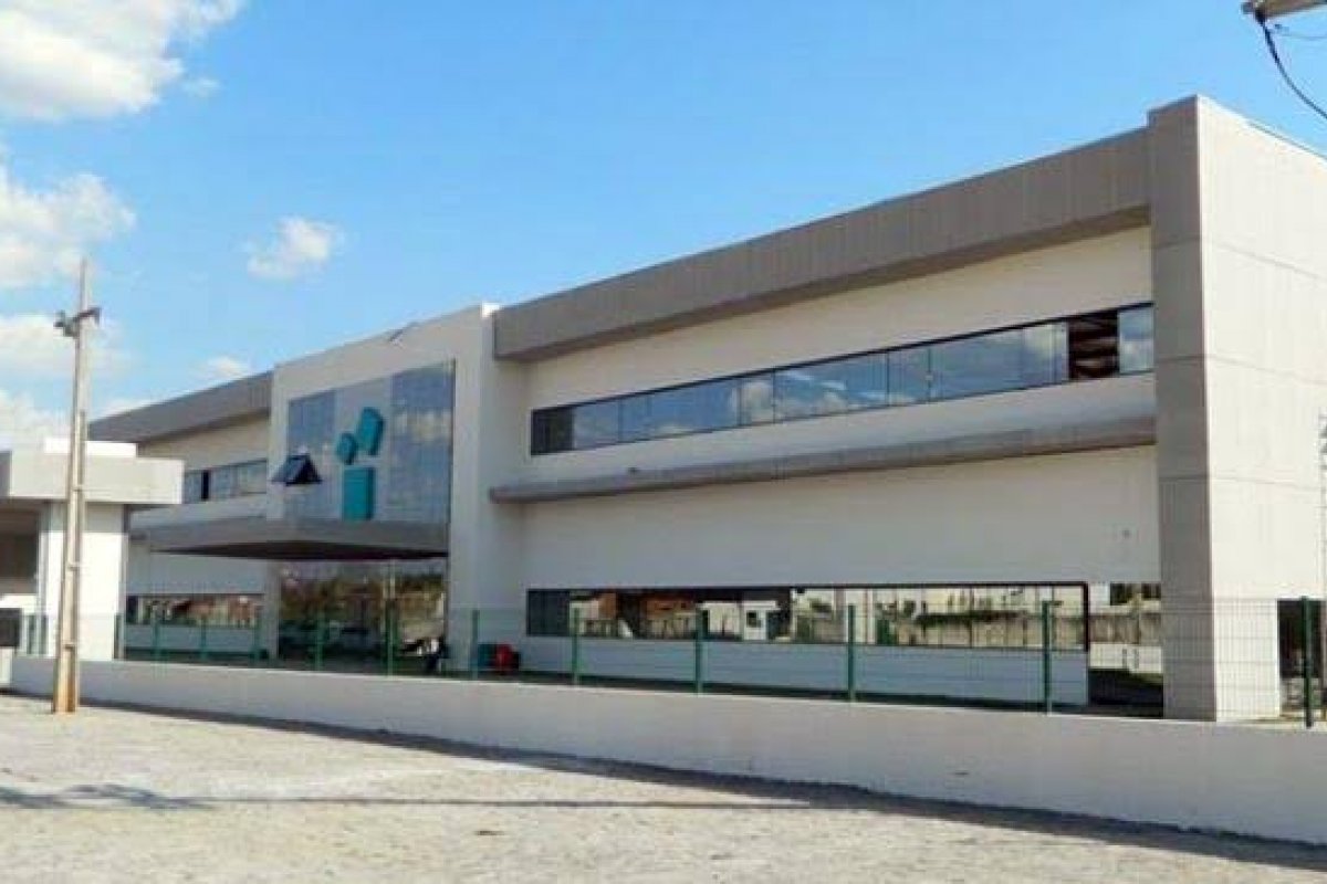 Justiça determina suspensão de retorno de aulas presenciais em faculdade de Guanambi