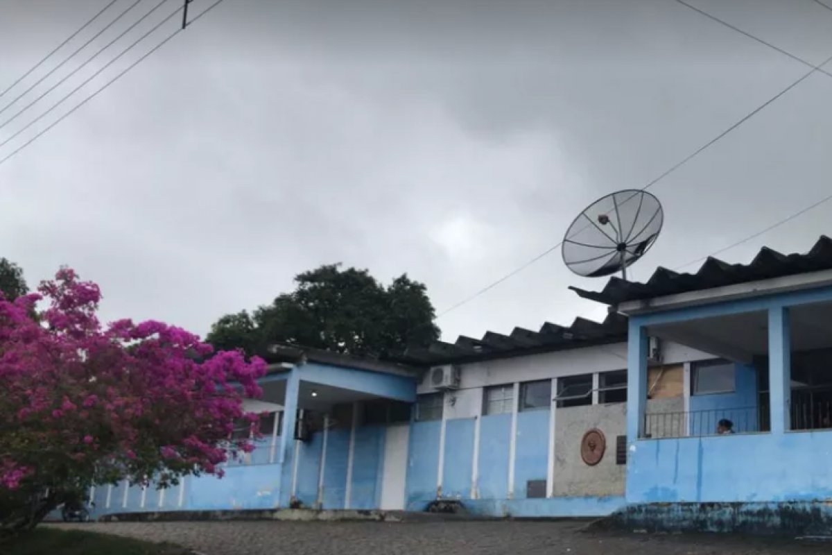 Homem efetua disparos de arma de fogo dentro de hospital na Bahia