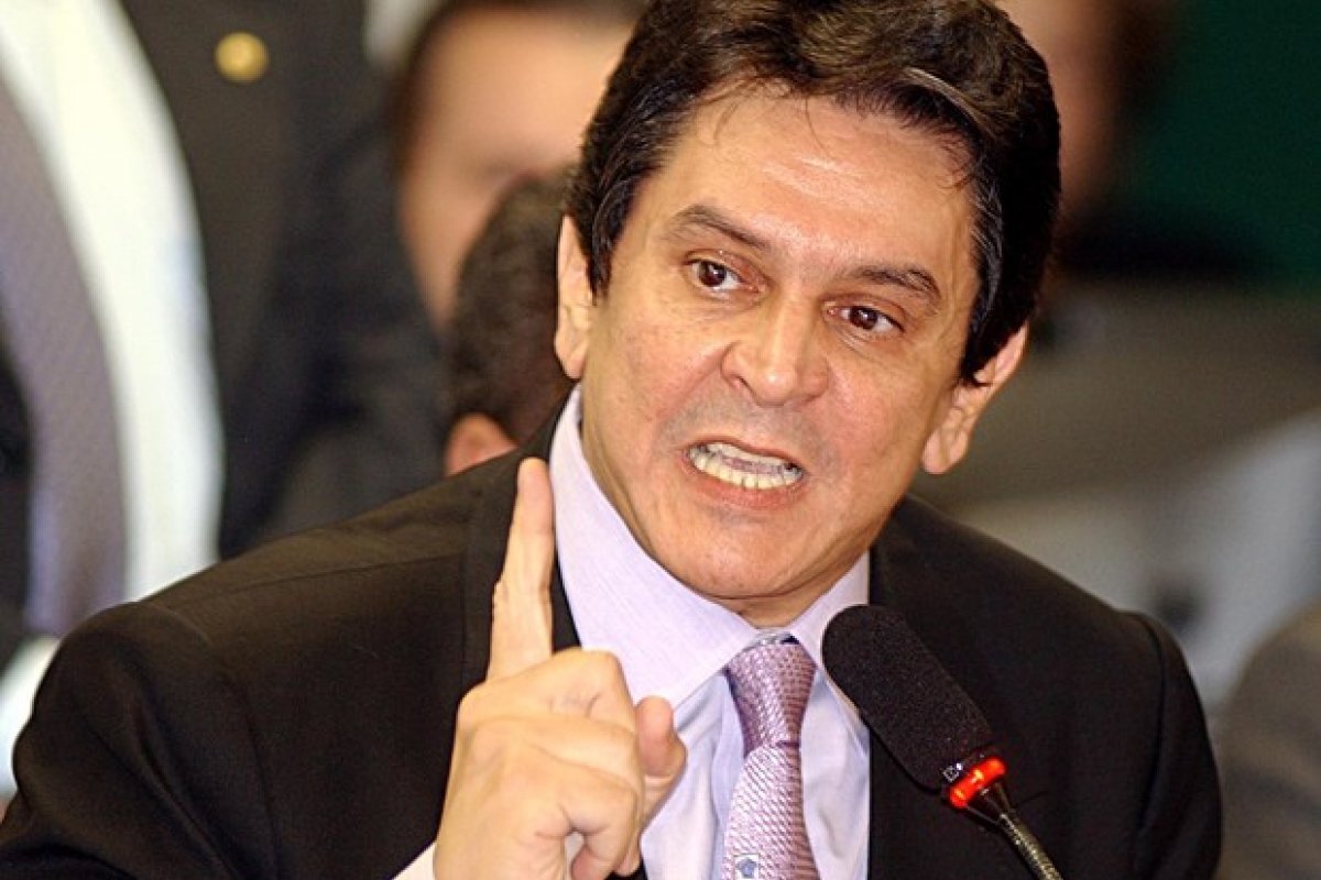 Blogueiro Roberto Jefferson insinua suposto crime de pedofilia cometido por ministros do STF