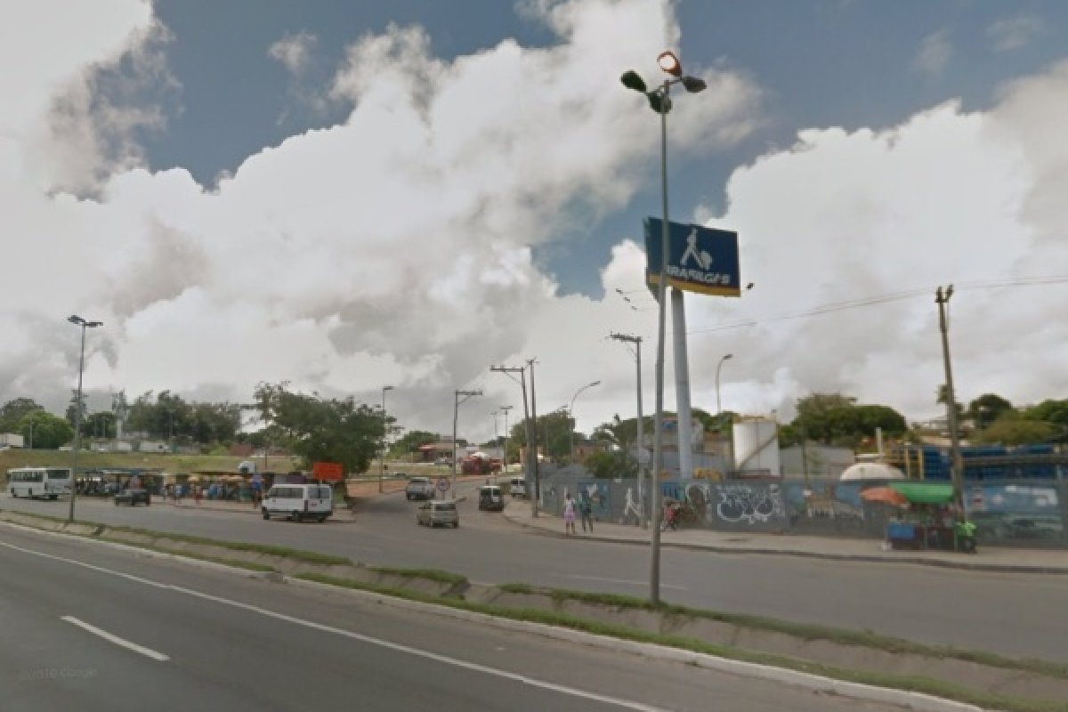 Acidente deixa ferido na BR-324