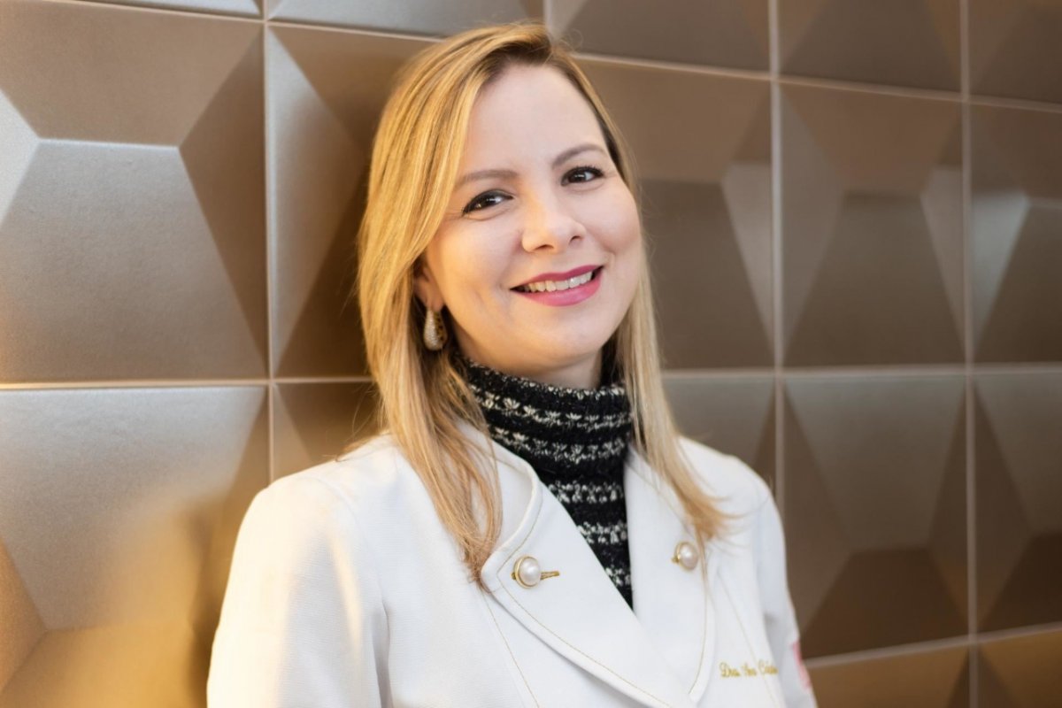 Médica baiana ministra curso prático de Cirurgia Íntima