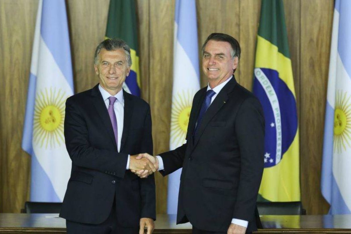 Presidente participa hoje de reunião da cúpula do Mercosul na Argentina