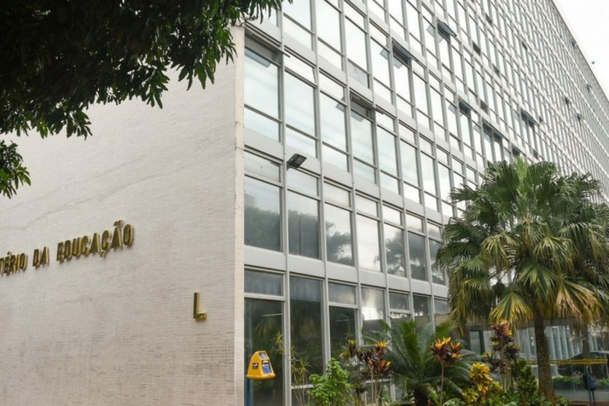 Ministério da Educação confirma auditor da CGU como secretário-executivo