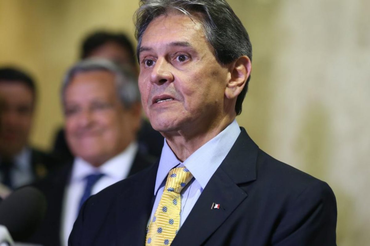 STF espera ação da Policia Federal e da PGR contra Roberto Jefferson