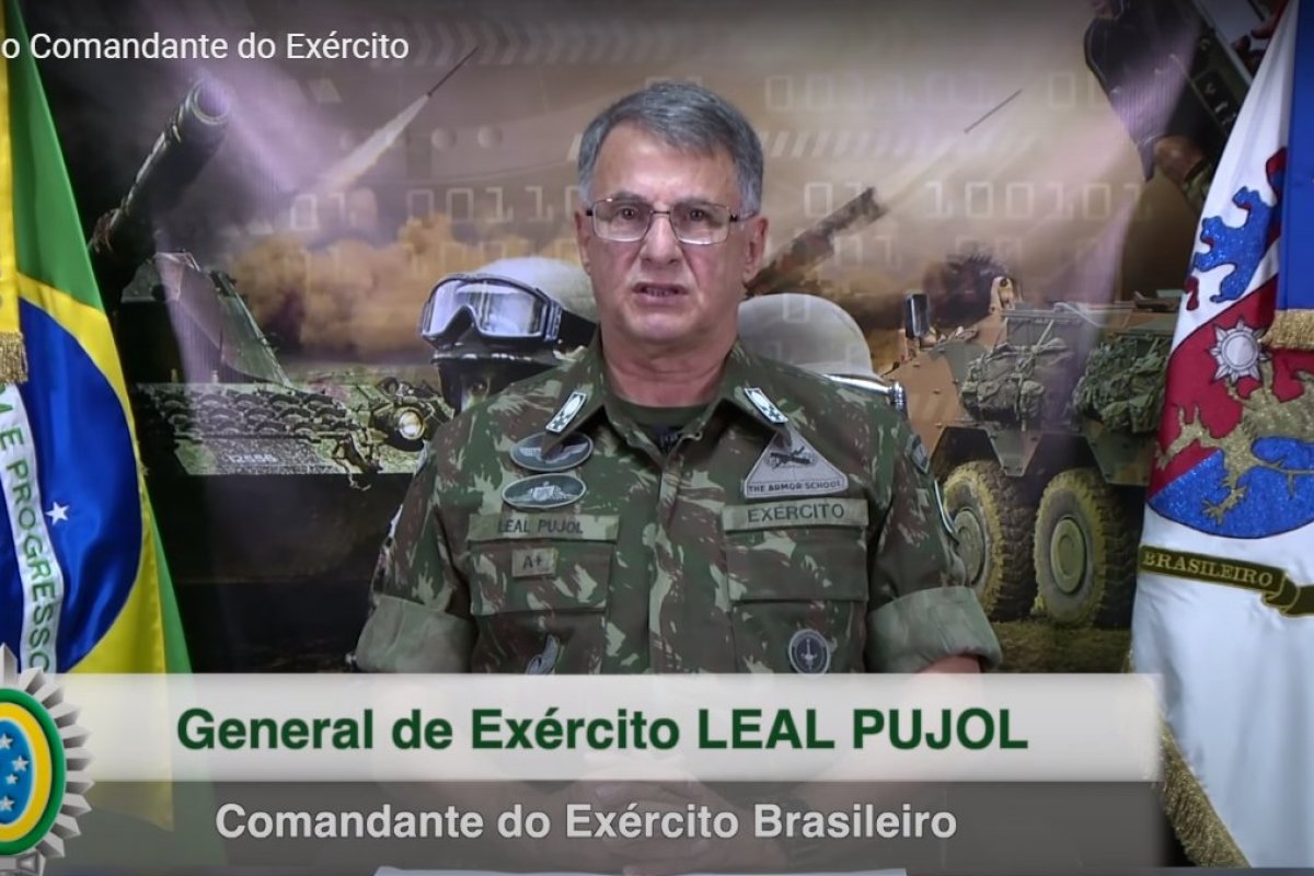 Vídeo: "Já recuperou milhares de integrantes", afirma general do Exército sobre uso de cloroquina contra Covid-19
