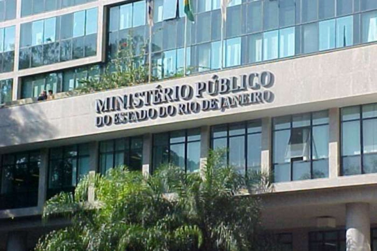 Polícia e MP iniciam operação para prender suspeitos envolvidos em desvios na saúde durante gestões de Paes e Crivella