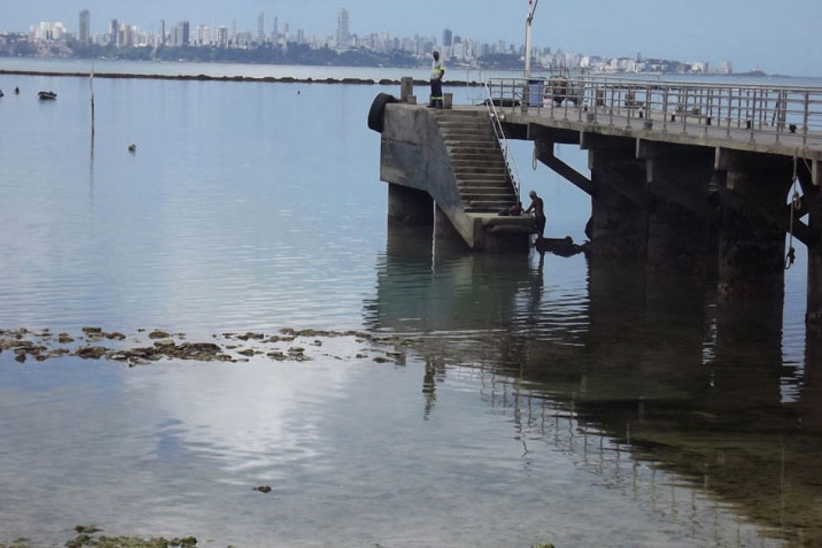 Travessia Salvador-Mar Grande é suspensa por mais de 4h devido a maré baixa nesta quinta (23)