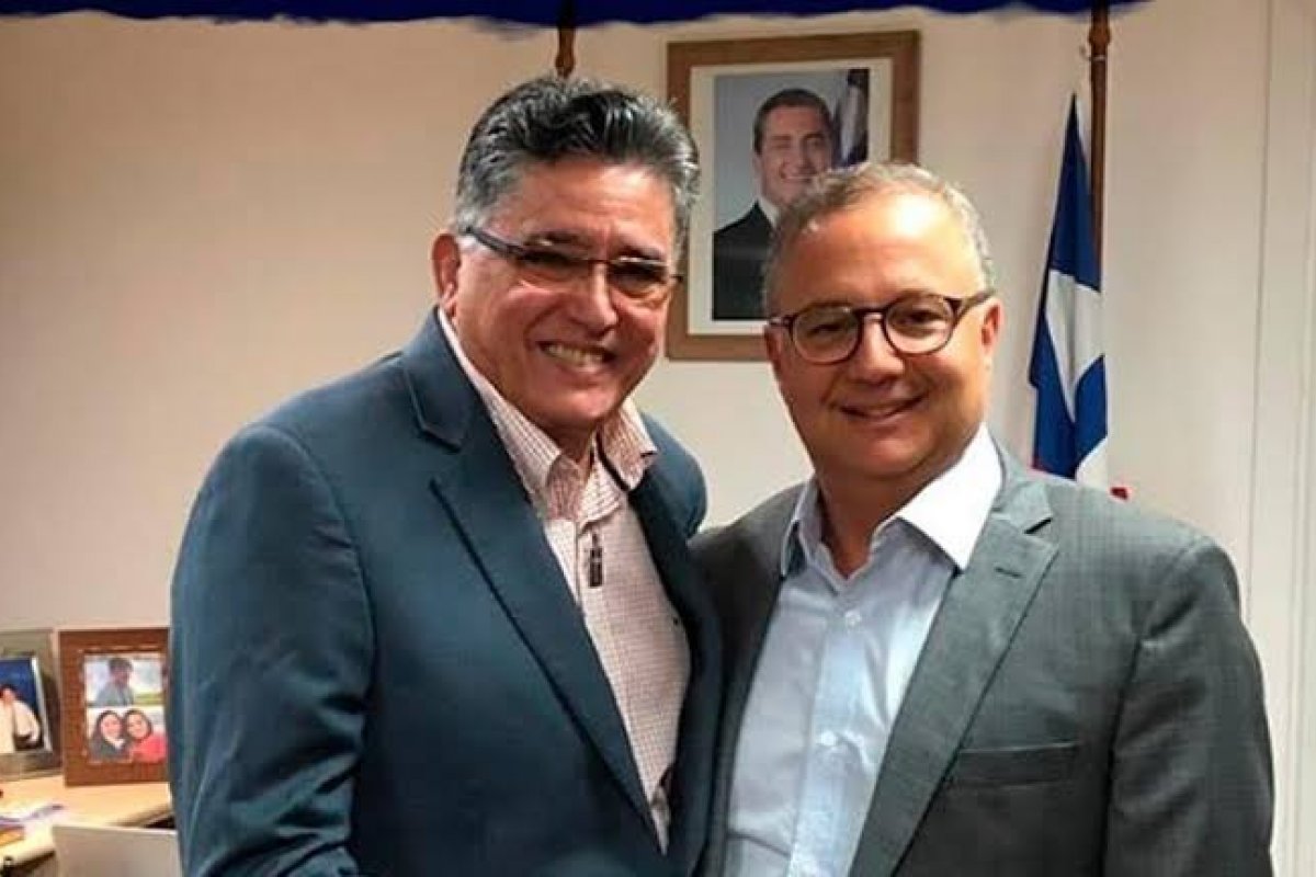 Veja vídeo: Jânio Natal para Fábio Villas-Boas: "Vá trabalhar! O Sr, não tem respeito com ninguém!"