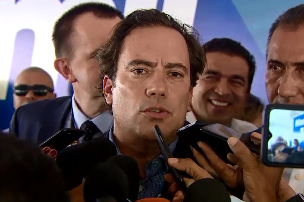 PF abre inquérito para apurar suspeita de invasão hacker no celular do presidente da Caixa