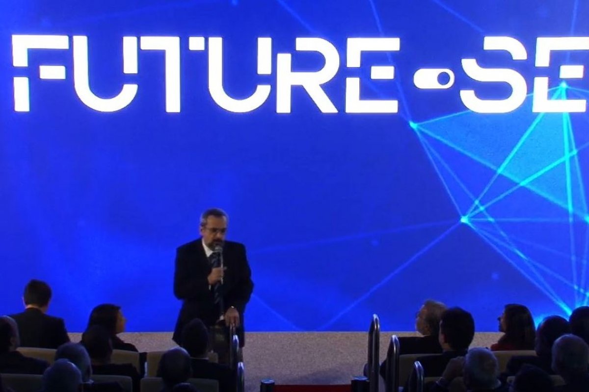 MEC lança 'Future-se', programa para aumentar verba privada no orçamento das federais