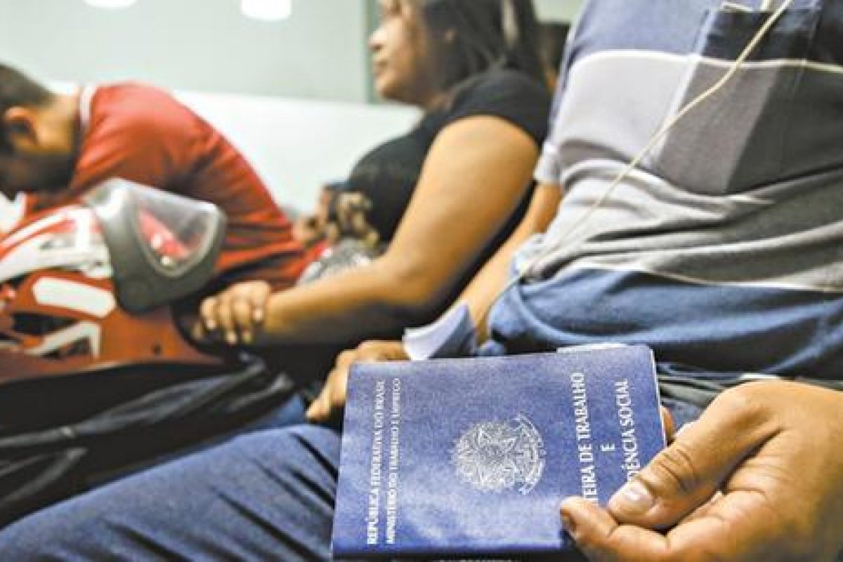 Mais de 20 milhões de pessoas podem ficar desempregadas ainda este ano na América Latina, prevê Banco Mundial