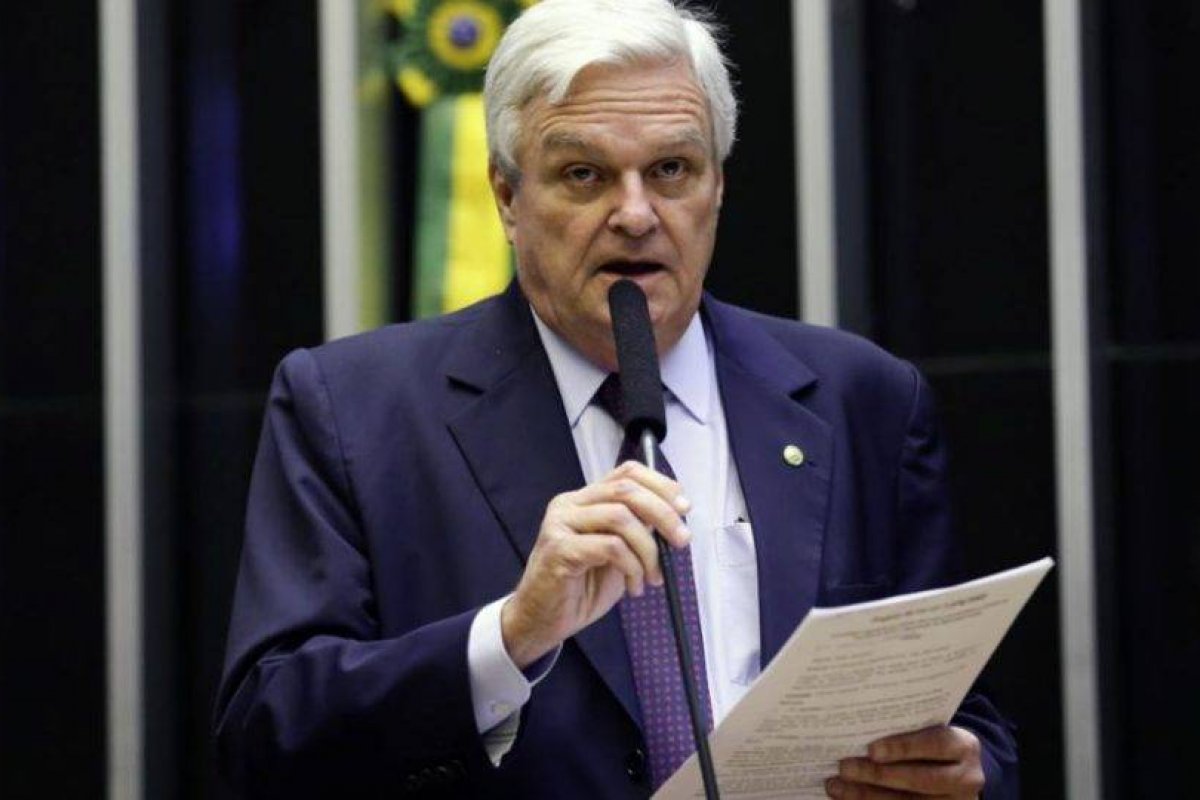 Ex-deputado e alvo da Lava Jato José Mentor (PT) morre aos 71 anos vítima da covid-19