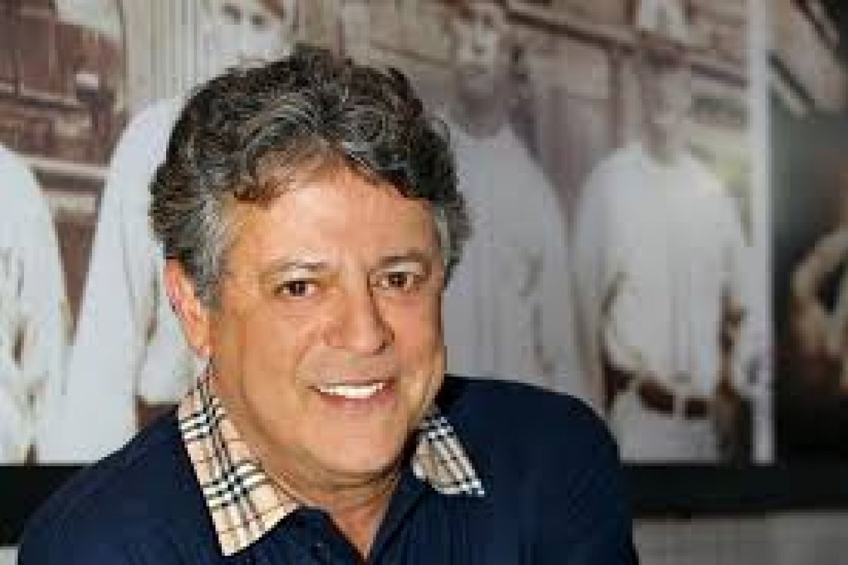 Pai biológico do diretor Marcos Paulo vai entrar na briga pela herança do filho