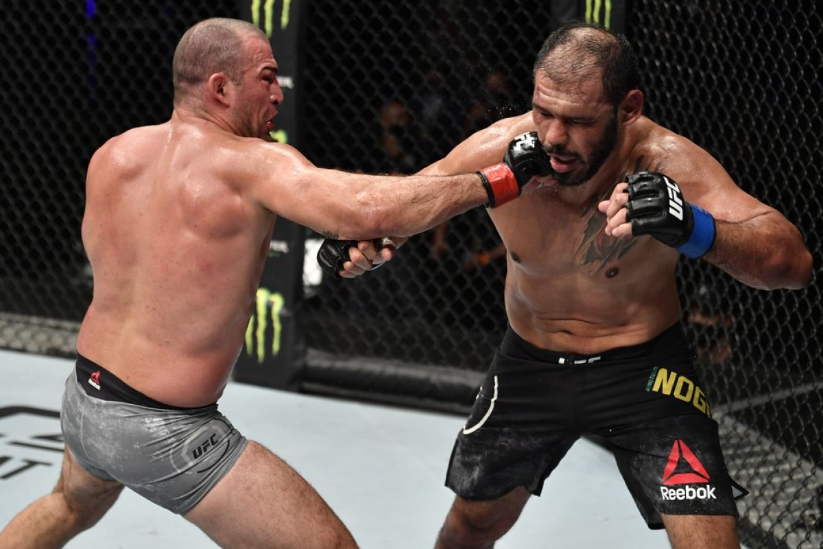 Minotouro se aposenta aos 44 anos com derrota em trilogia contra Maurício Shogun