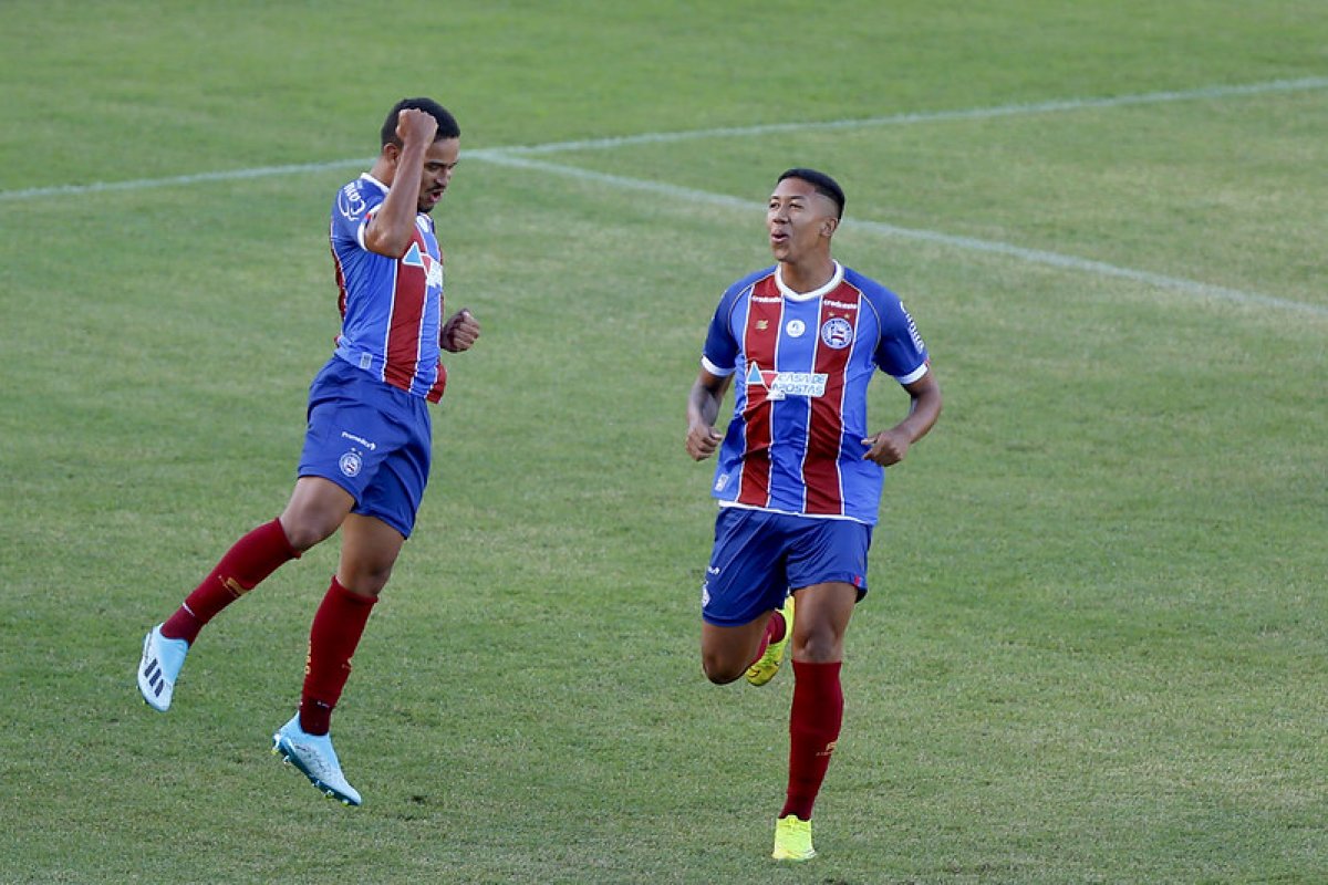 Bahia bate Flu de Feira, encerra fase de grupos como líder e encara Jacuipense na semi do Baiano
