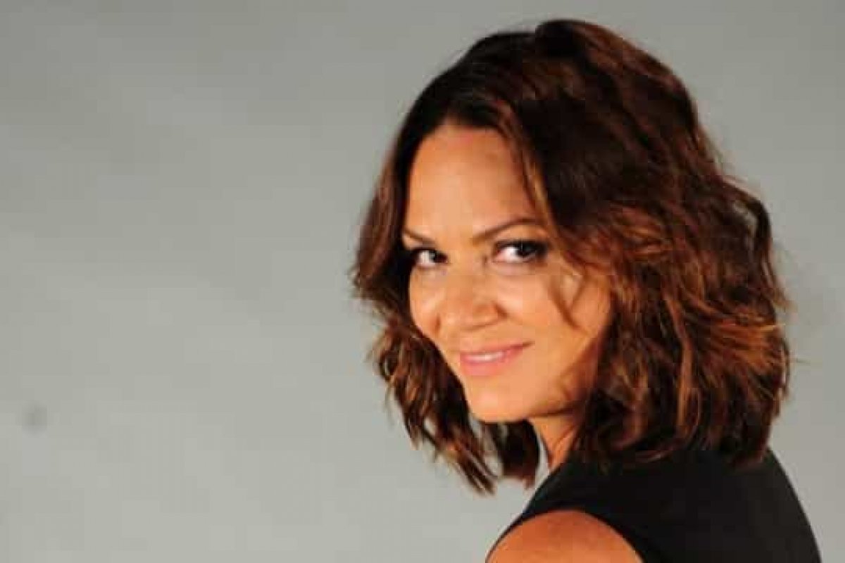 Babado: Luiza Brunet denuncia mensagens anônimas que recebe de madrugada