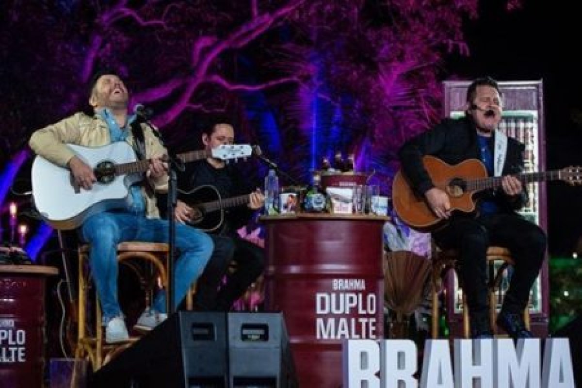 Durante live, Bruno e Marrone elogiam Jair Bolsonaro: “É um cara honesto”