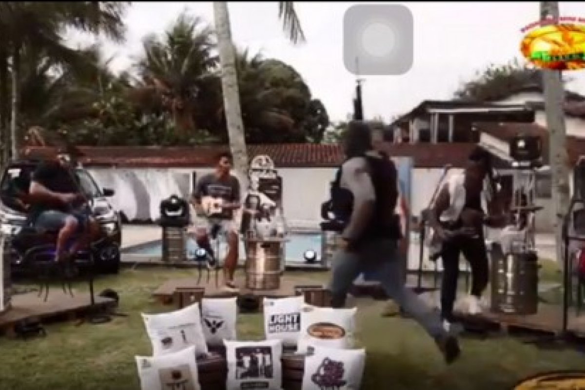 Live de grupo de pagode é interrompida por operação da Polícia Civil sob tiros