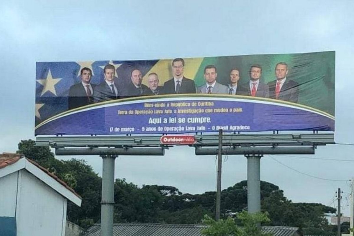 Ex-procurador da Lava Jato confessa ter pago outdoor, mas não é punido