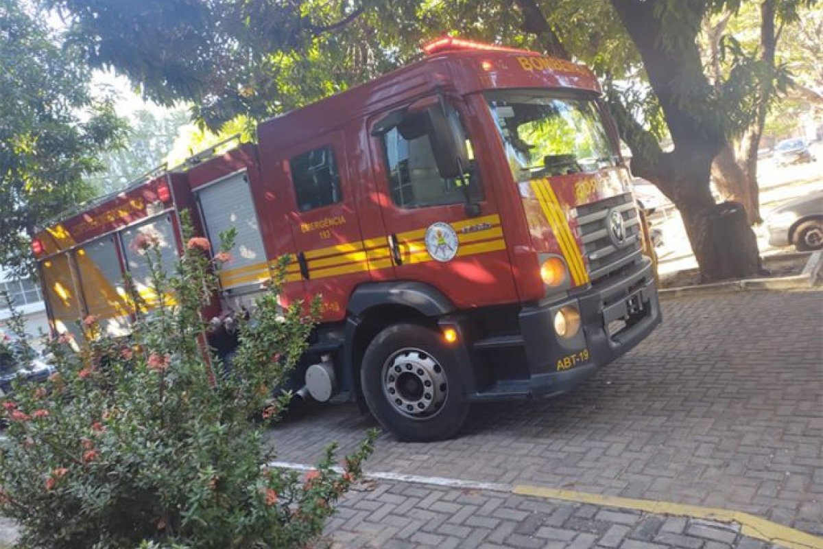 Princípio de incêndio atinge Secretaria de Saúde do Piauí nesta segunda (27)