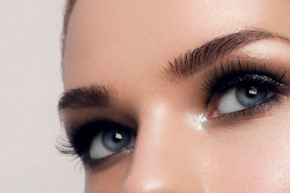 Marca expert em cílios postiços dá dicas de como realçar o olhar