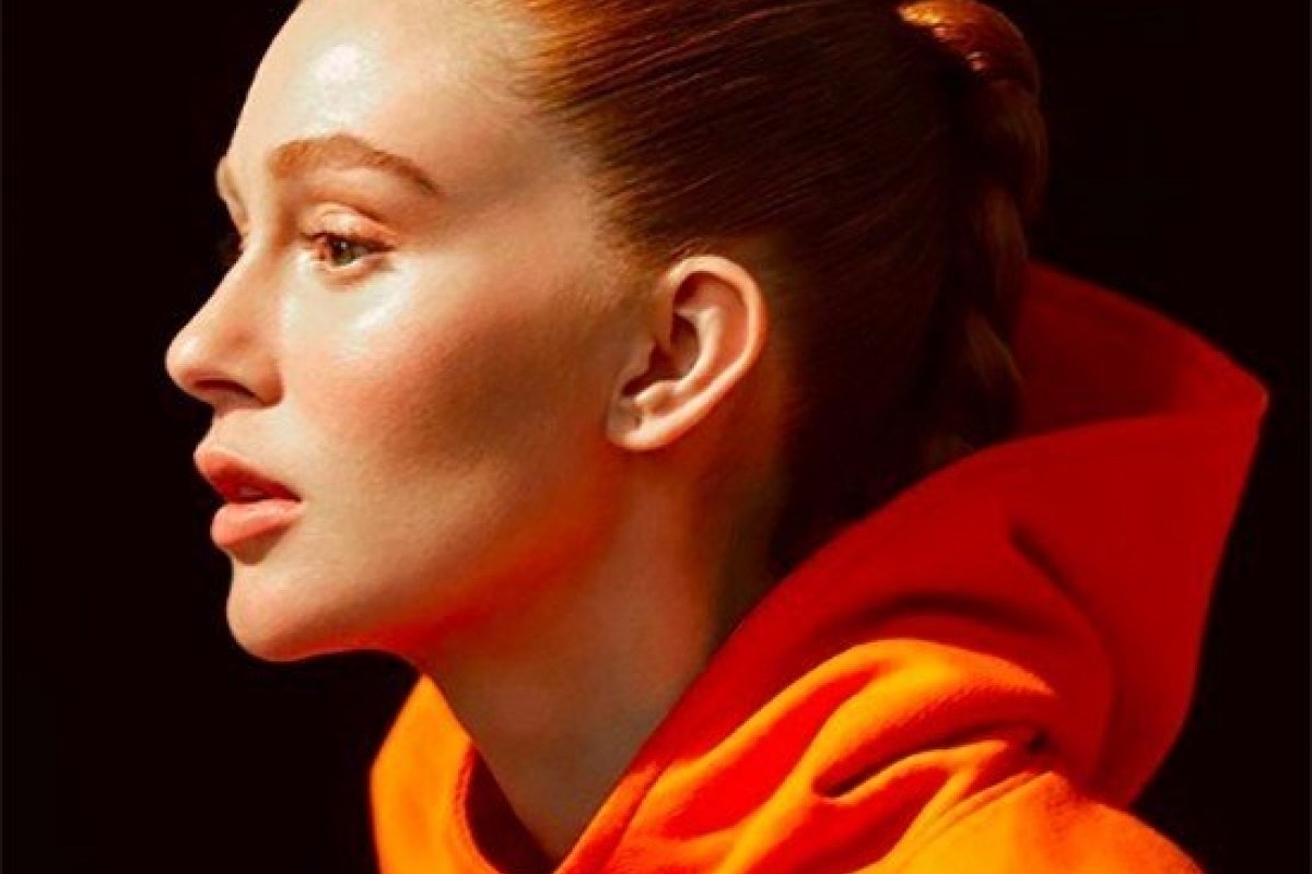 Ruiva poderosa: Marina Ruy Barbosa lança sua própria marca e peças se esgotam em poucas horas