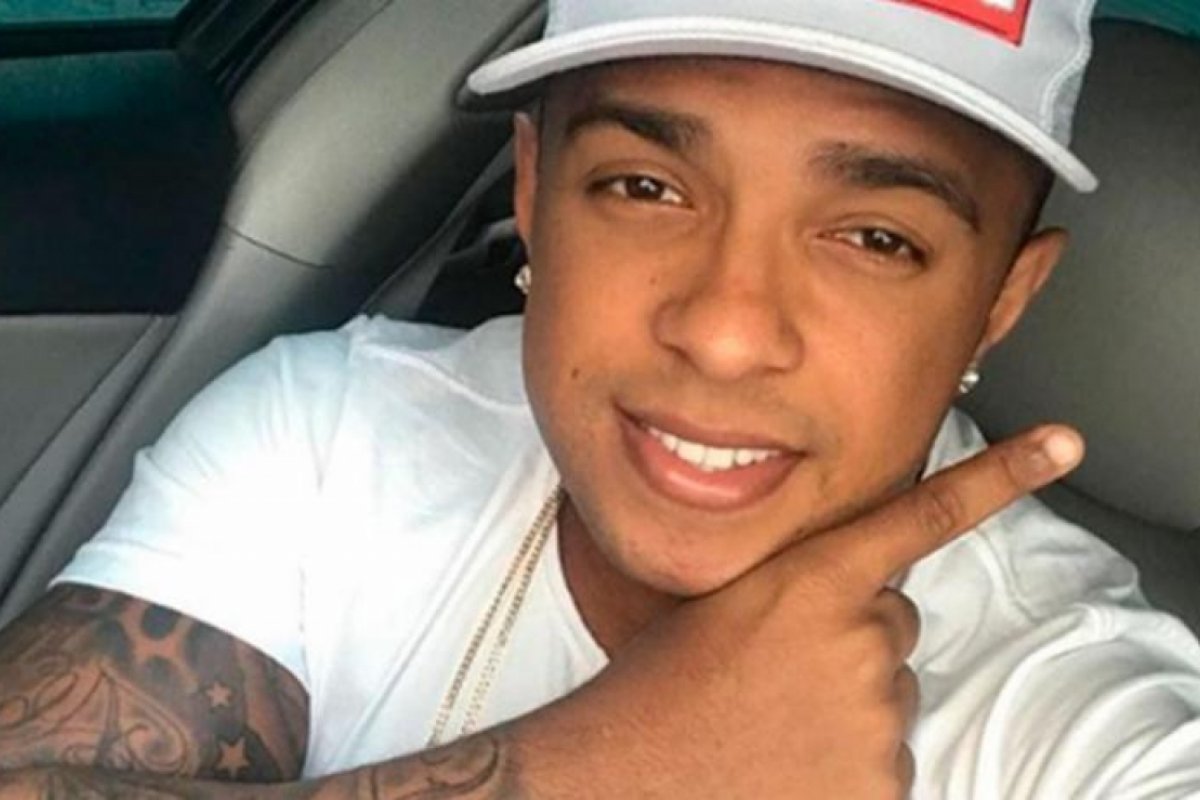 Banda La Fúria lança versão de "Juntos e Shallow Now"