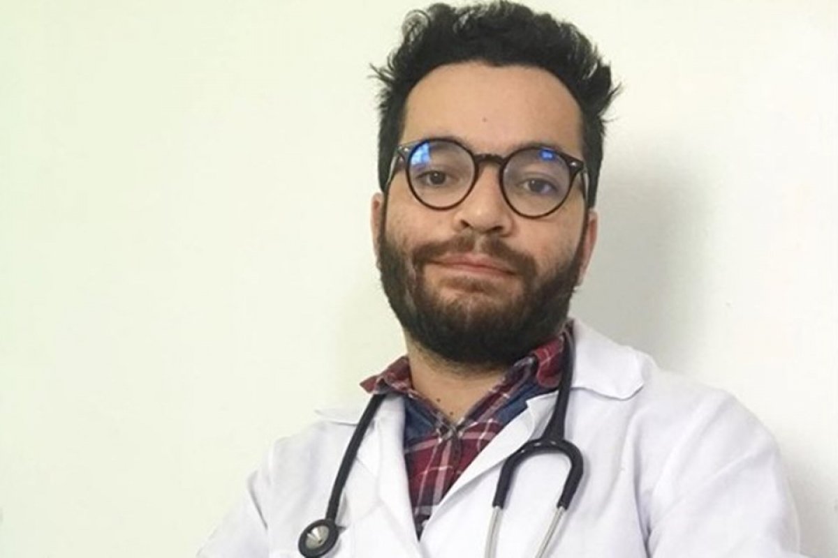 Corrente do bem: Médico promove  jantar virtual para pacientes com HIV que precisem conversar