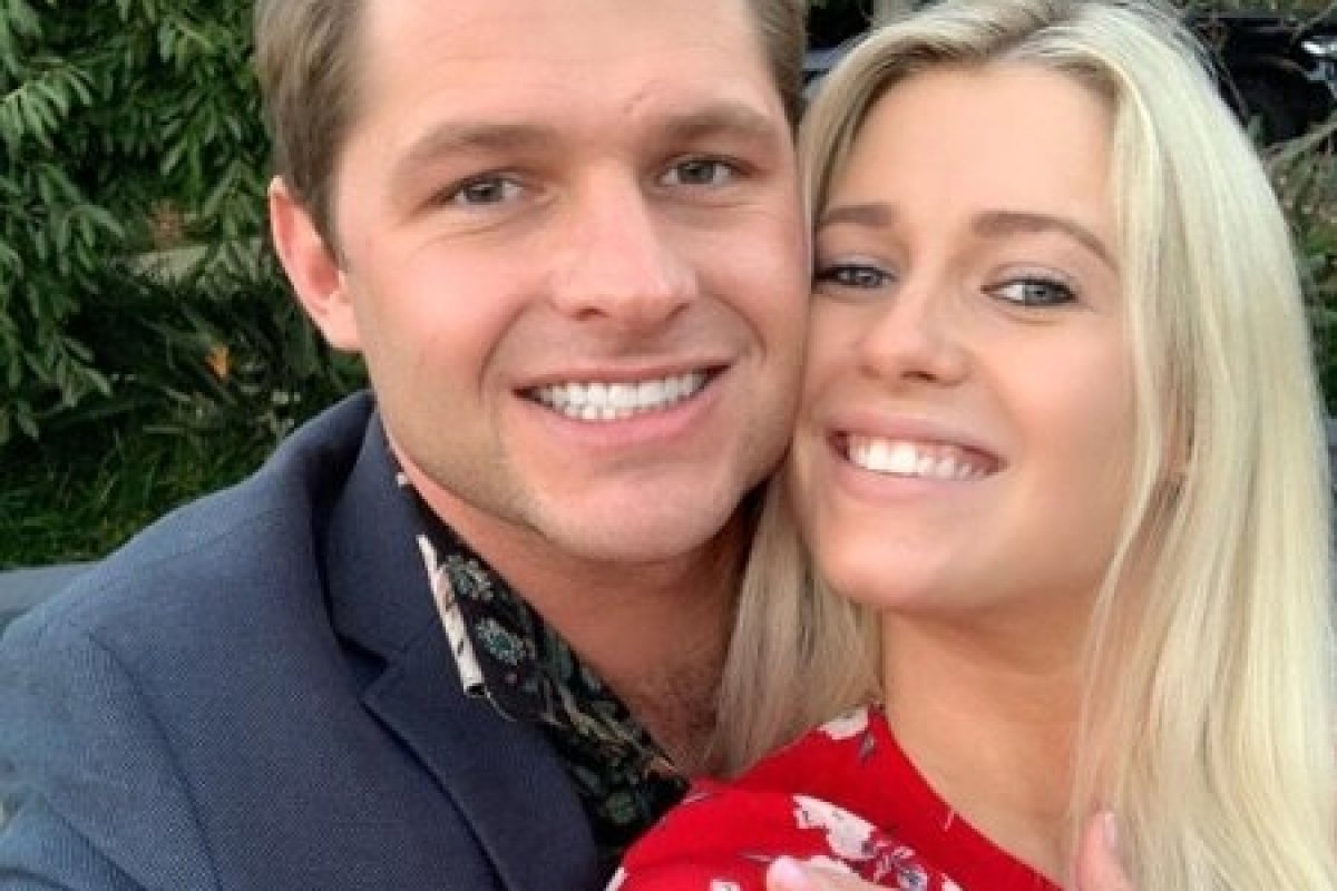 Sobrinha da princesa Diana, Lady Amelia está noiva