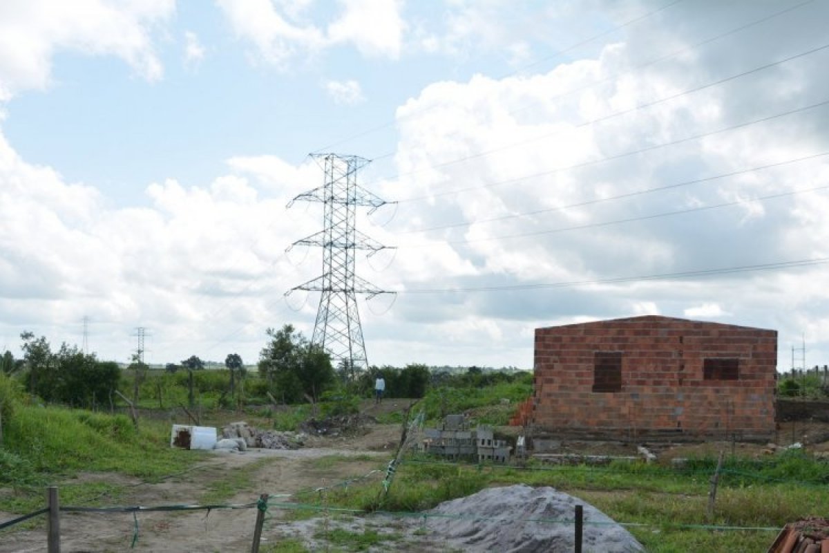 Justiça suspende desocupação de terreno da Coelba em Santo Antônio de Jesus