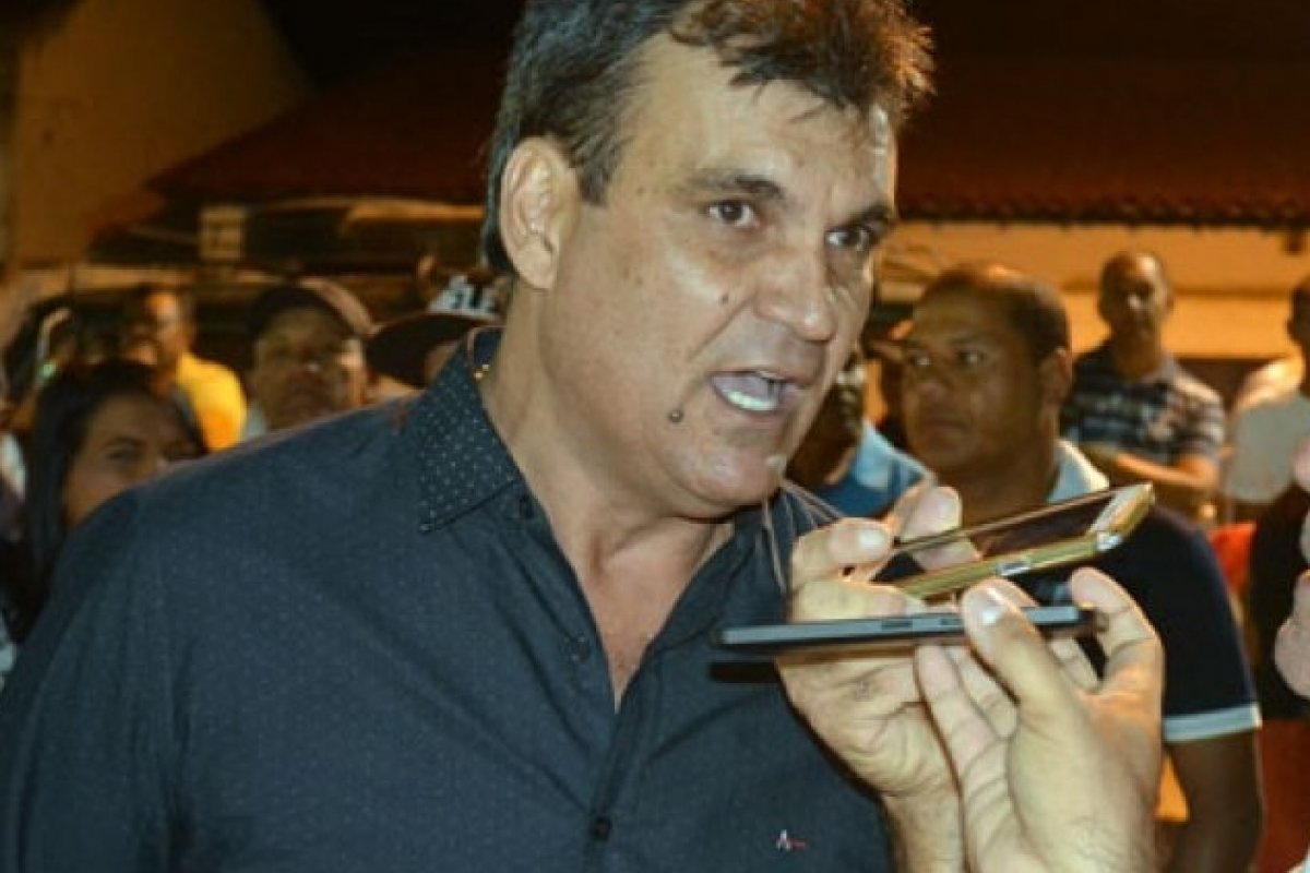 Justiça decreta bloqueio de bens de ex-prefeito de município baiano