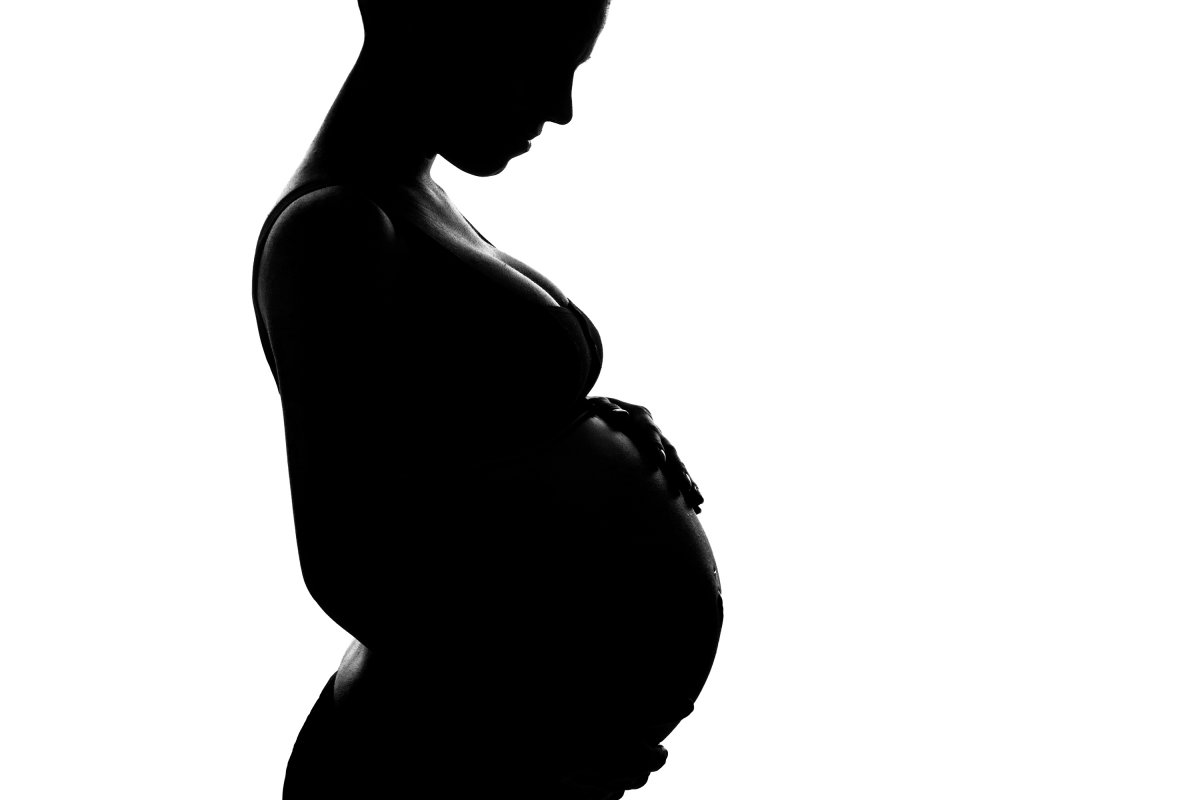 Deputada pede aprovação de projeto que prevê afastamento obrigatório de gestante em pandemia