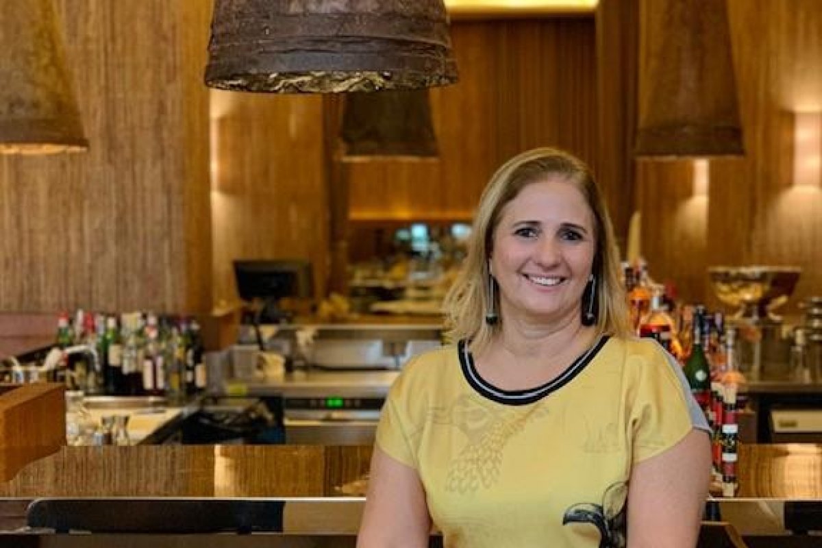 Jornalista Tereza Carvalho assume a gestão dos chefs e voluntários que participarão do Fogo BBQ