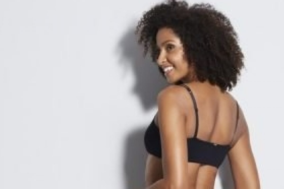 Marca lança coleção com 4 calcinhas absorventes