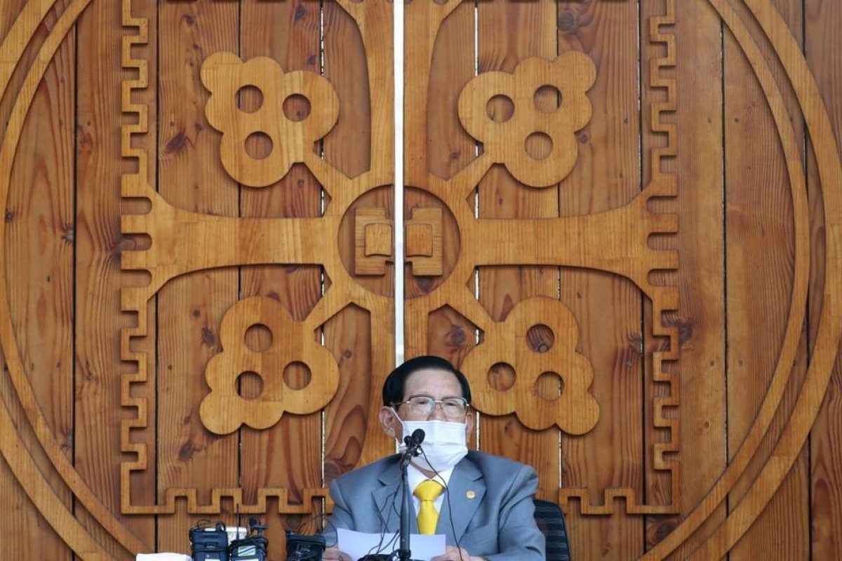 Líder religioso é preso por sabotar combate ao novo coronavírus na Coreia do Sul