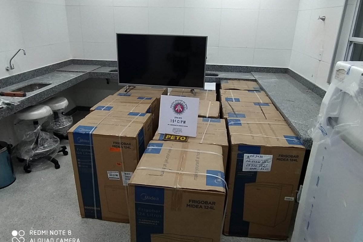 Policiais recuperam materiais roubados em maternidade