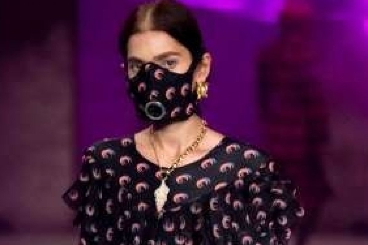 Confira as duas máscaras de luxo mais vendidas de 2020