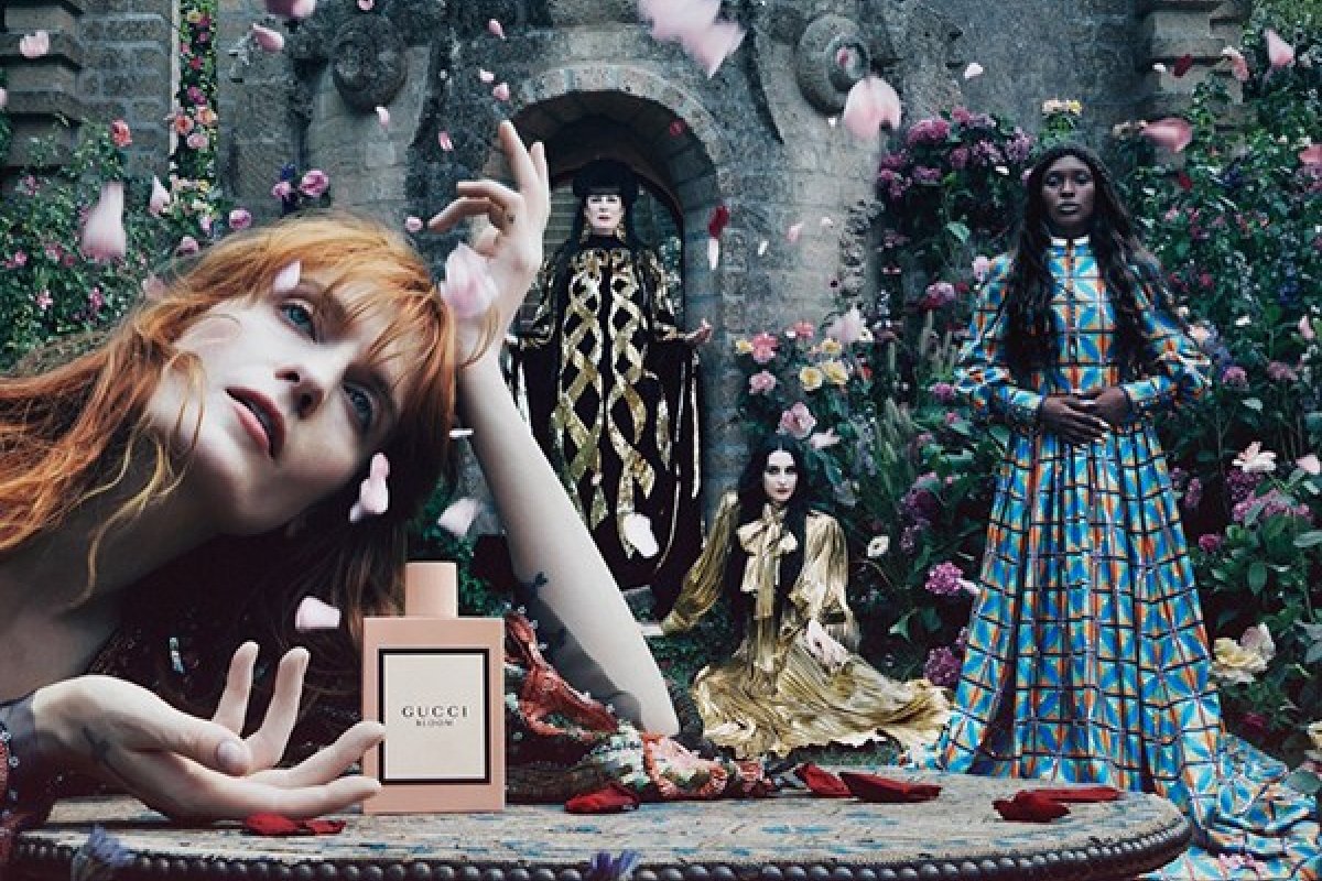 Florence Welch brilha na nova campanha da Gucci